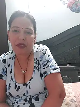 Snapshot of Poojabhabi101 chatting on May 2026 05:02:02 AM Poojabhabi101 online show from May 2026 05:02:02 AM