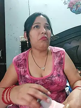 Snapshot of Poojabhabi101 chatting on May 2026 07:03:02 AM Poojabhabi101 online show from May 2026 07:03:02 AM