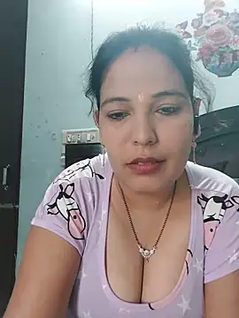 Snapshot of Poojabhabi101 chatting on May 2026 05:59:01 AM Poojabhabi101 online show from May 2026 05:59:01 AM