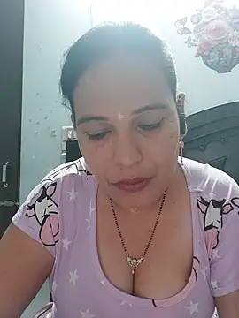 Snapshot of Poojabhabi101 chatting on May 2026 06:20:01 AM Poojabhabi101 online show from May 2026 06:20:01 AM