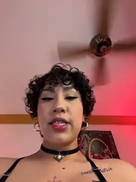 ZahaRoseee online show from April 2026 04:46:02 AM