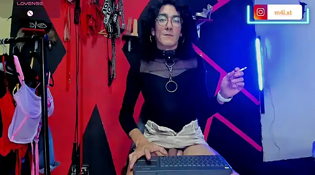 mal x online show from March 2025 06:27:01 AM