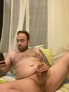 Snapshot of constantine_01 chatting on June 2026 01:11:02 AM constantine 01 online show from June 2026 01:11:02 AM