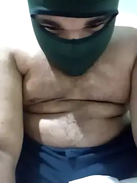 Snapshot of Kidding_Road chatting on February 2025 03:33:01 AM Kidding Road online show from February 2025 03:33:01 AM