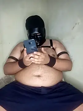 Snapshot of Kidding_Road chatting on October 2025 04:33:01 AM Kidding Road online show from October 2025 04:33:01 AM