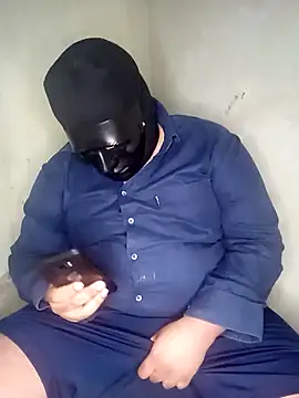 Snapshot of Kidding_Road chatting on November 2025 03:08:02 AM Kidding Road online show from November 2025 03:08:02 AM