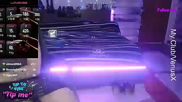 Snapshot of VenusX chatting on February 2025 10:02:01 AM VenusX online show from February 2025 10:02:01 AM