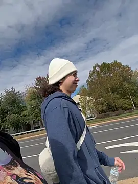 LiverandBrat77 online show from October 2025 05:13:02 PM