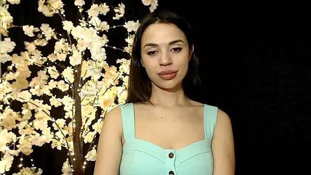 Mika Gold online show from December 2024 10:03:01 PM