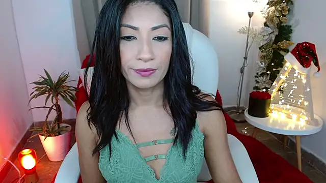 sofia perez    online show from December 2024 10:56:02 PM