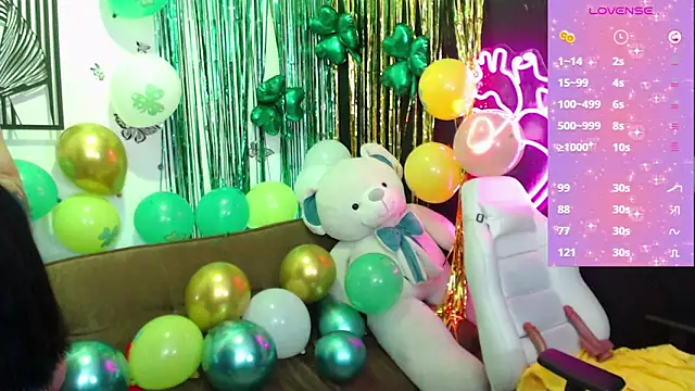 demyanderson  online show from March 2025 09:45:01 PM