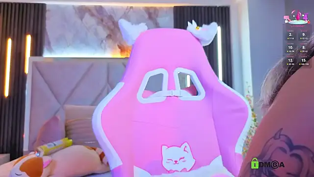 Happy tits online show from December 2025 11:08:02 AM