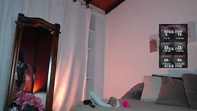 dahian s online show from October 2025 04:35:01 AM