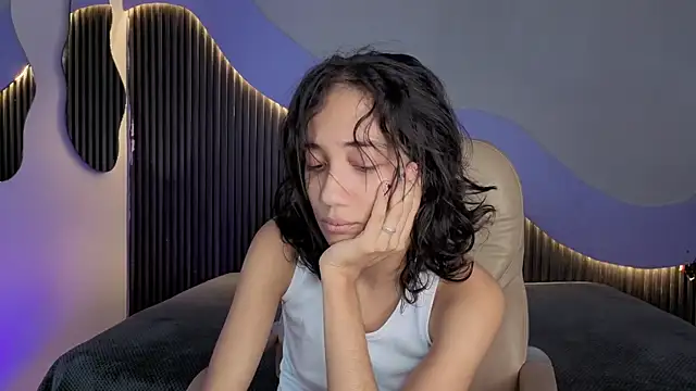 hot little bunny online show from March 2026 09:32:02 PM