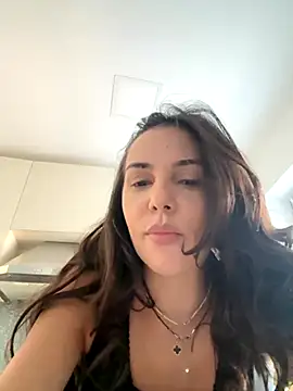 TaniaAmore online show from October 2025 12:33:01 PM