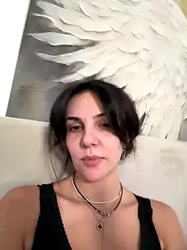 TaniaAmore online show from October 2025 07:12:02 PM