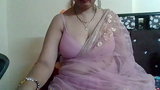 NautyBabe online show from September 2025 09:25:02 PM