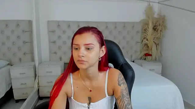 CinthiaCollins online show from July 2026 01:34:02 PM