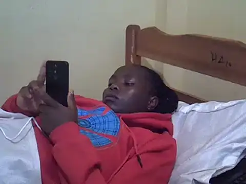 Snapshot of sweet-frida22 chatting on January 2025 03:46:01 PM sweet-frida22 online show from January 2025 03:46:01 PM