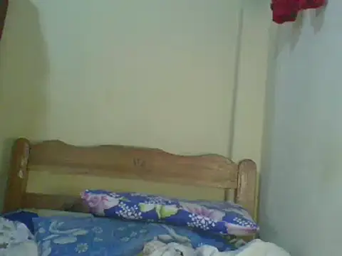 Snapshot of sweet-frida22 chatting on February 2025 08:12:02 AM sweet-frida22 online show from February 2025 08:12:02 AM