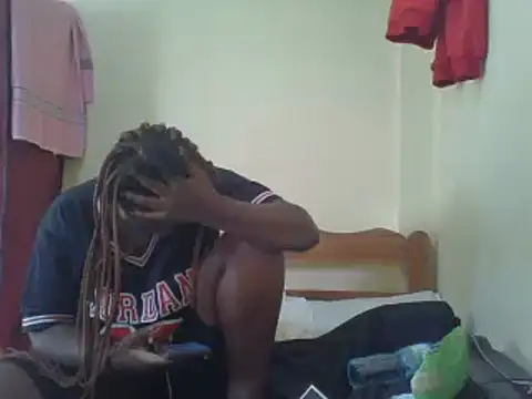 Snapshot of sweet-frida22 chatting on February 2025 02:27:02 PM sweet-frida22 online show from February 2025 02:27:02 PM