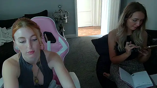 Red firesquirt online show from October 2025 12:38:02 PM