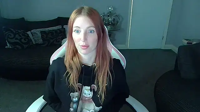 Red firesquirt online show from January 2026 03:27:02 PM