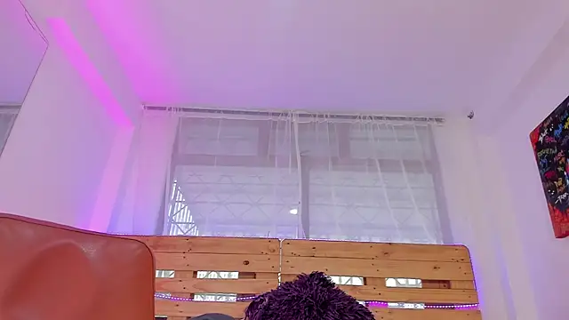Snapshot of shantal_rosse1 chatting on January 2025 03:22:01 PM shantal rosse1 online show from January 2025 03:22:01 PM