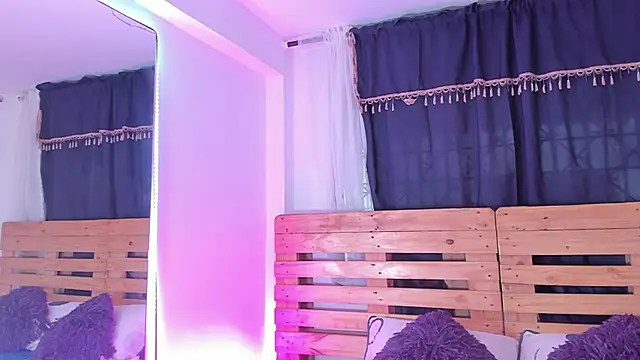 Snapshot of shantal_rosse1 chatting on February 2025 12:17:02 PM shantal rosse1 online show from February 2025 12:17:02 PM