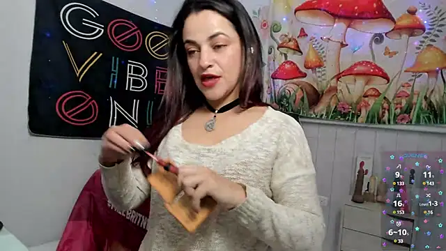 LovelyAzucena online show from February 2025 02:34:01 PM