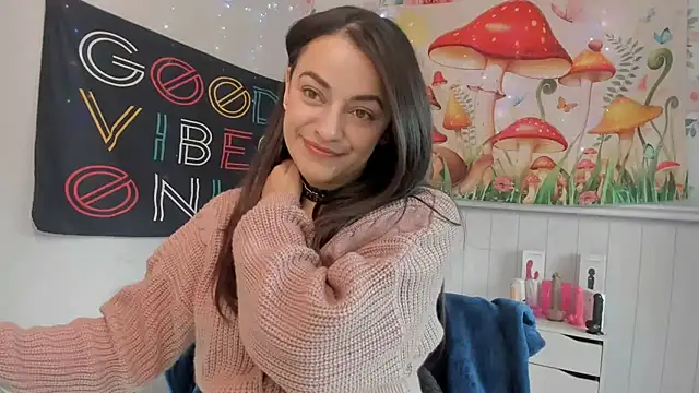 LovelyAzucena online show from December 2025 02:58:02 PM