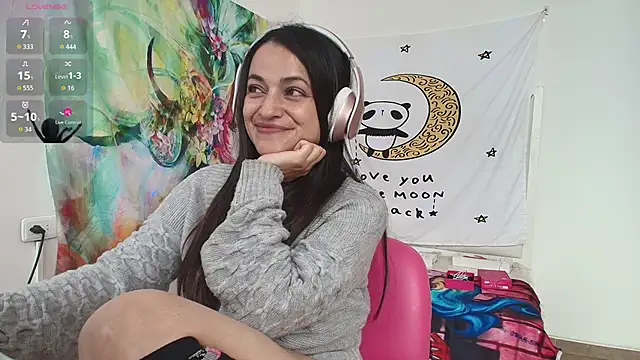 LovelyAzucena online show from February 2026 04:59:02 PM