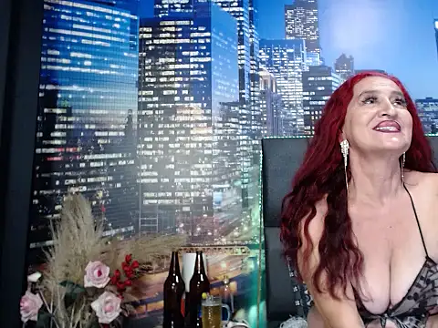 Lucy mature8 online show from October 2025 05:00:01 PM