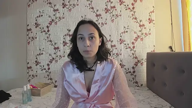Snapshot of Alisagold90 chatting on February 2025 12:39:01 PM Alisagold90 online show from February 2025 12:39:01 PM