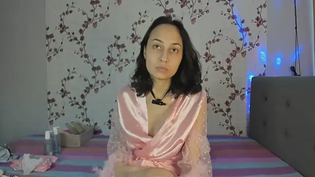 Snapshot of Alisagold90 chatting on February 2025 12:36:01 PM Alisagold90 online show from February 2025 12:36:01 PM