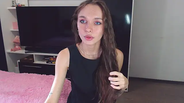 ChloeSunny online show from September 2025 01:16:02 PM