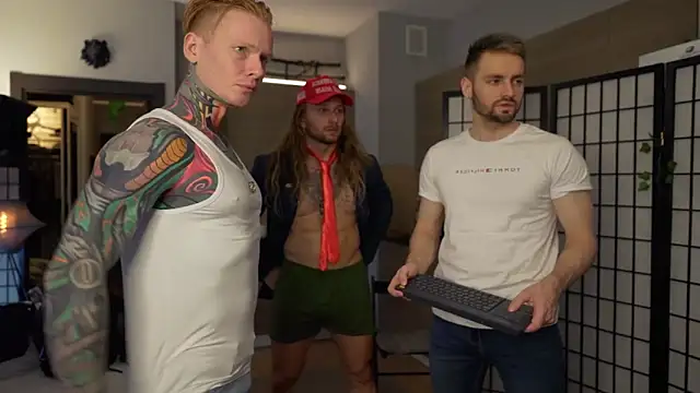 enjoy me online show from November 2025 03:35:01 PM