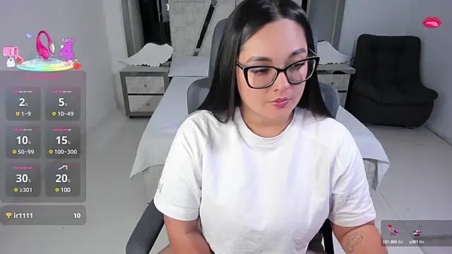 Snapshot of CelesteBrucee chatting on March 2025 11:56:02 PM CelesteBrucee online show from March 2025 11:56:02 PM