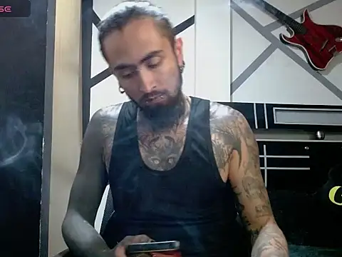Snapshot of daimon_rockkk chatting on July 2026 04:40:01 AM daimon rockkk online show from July 2026 04:40:01 AM