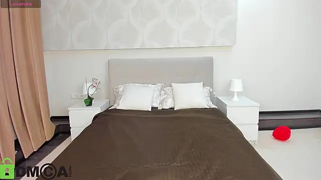 Donna Evans online show from February 2026 11:57:02 PM