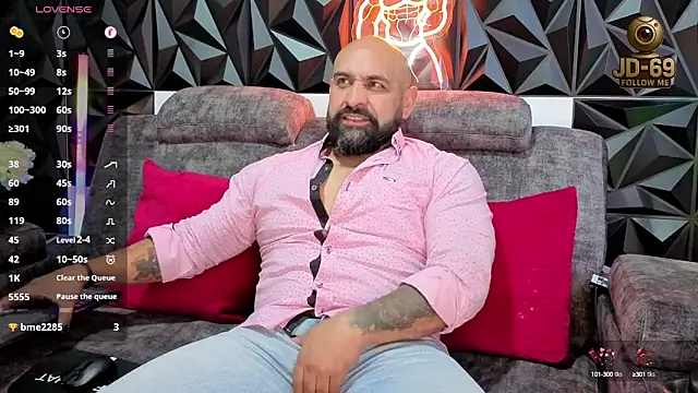 Snapshot of JD-69 chatting on October 2025 07:44:02 PM JD-69 online show from October 2025 07:44:02 PM