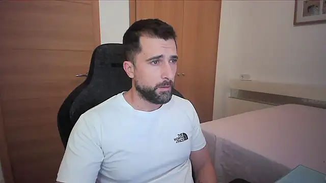 Snapshot of alex877x chatting on October 2025 03:00:01 PM alex877x online show from October 2025 03:00:01 PM