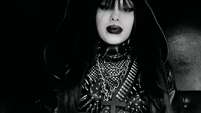 XXIOUX online show from March 2026 02:45:01 PM