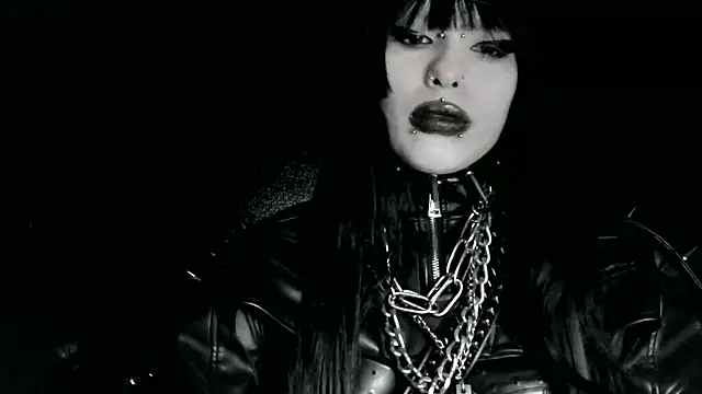 XXIOUX online show from April 2026 02:16:02 AM