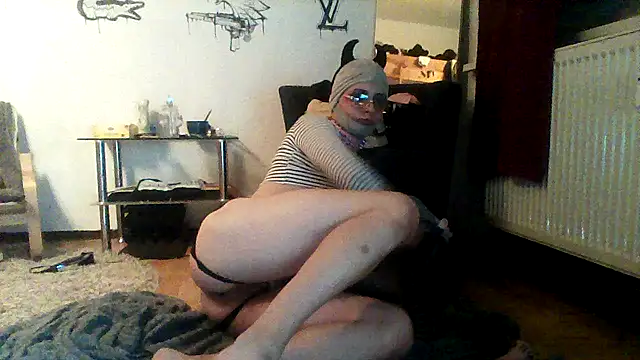 Snapshot of AnitaGape chatting on November 2025 08:43:01 PM AnitaGape online show from November 2025 08:43:01 PM