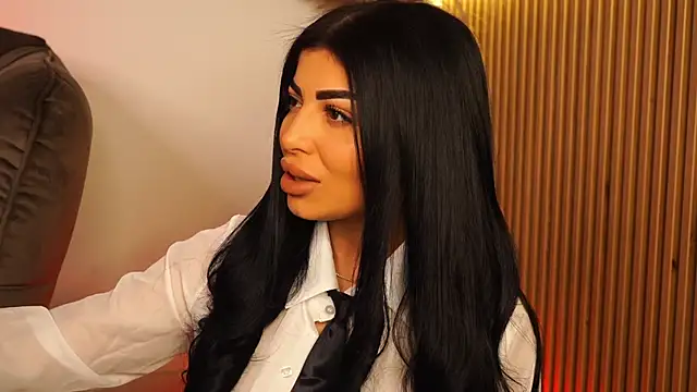 Snapshot of KimyBroox chatting on November 2025 09:35:01 PM KimyBroox online show from November 2025 09:35:01 PM