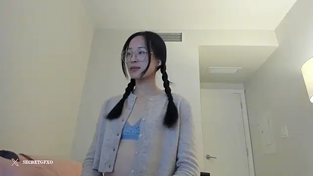Snapshot of secretgirlfriendxo chatting on December 2024 06:58:01 AM secretgirlfriendxo online show from December 2024 06:58:01 AM