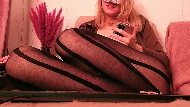 SecretAnni online show from December 2024 08:36:02 PM