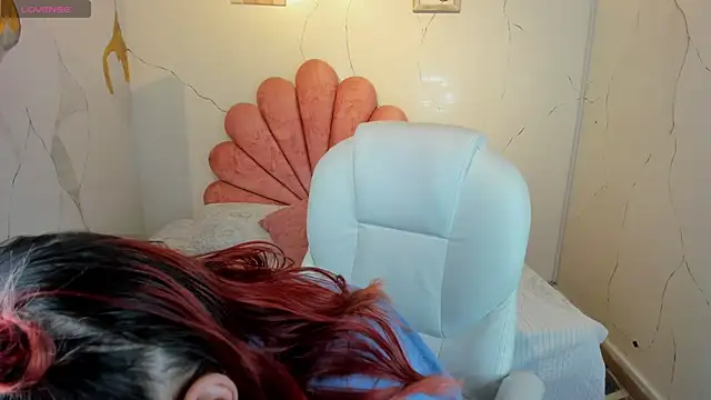 NiickyJones online show from March 2026 05:37:02 AM