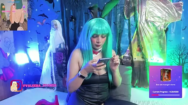 Valeera Evans8 online show from October 2025 11:32:02 PM